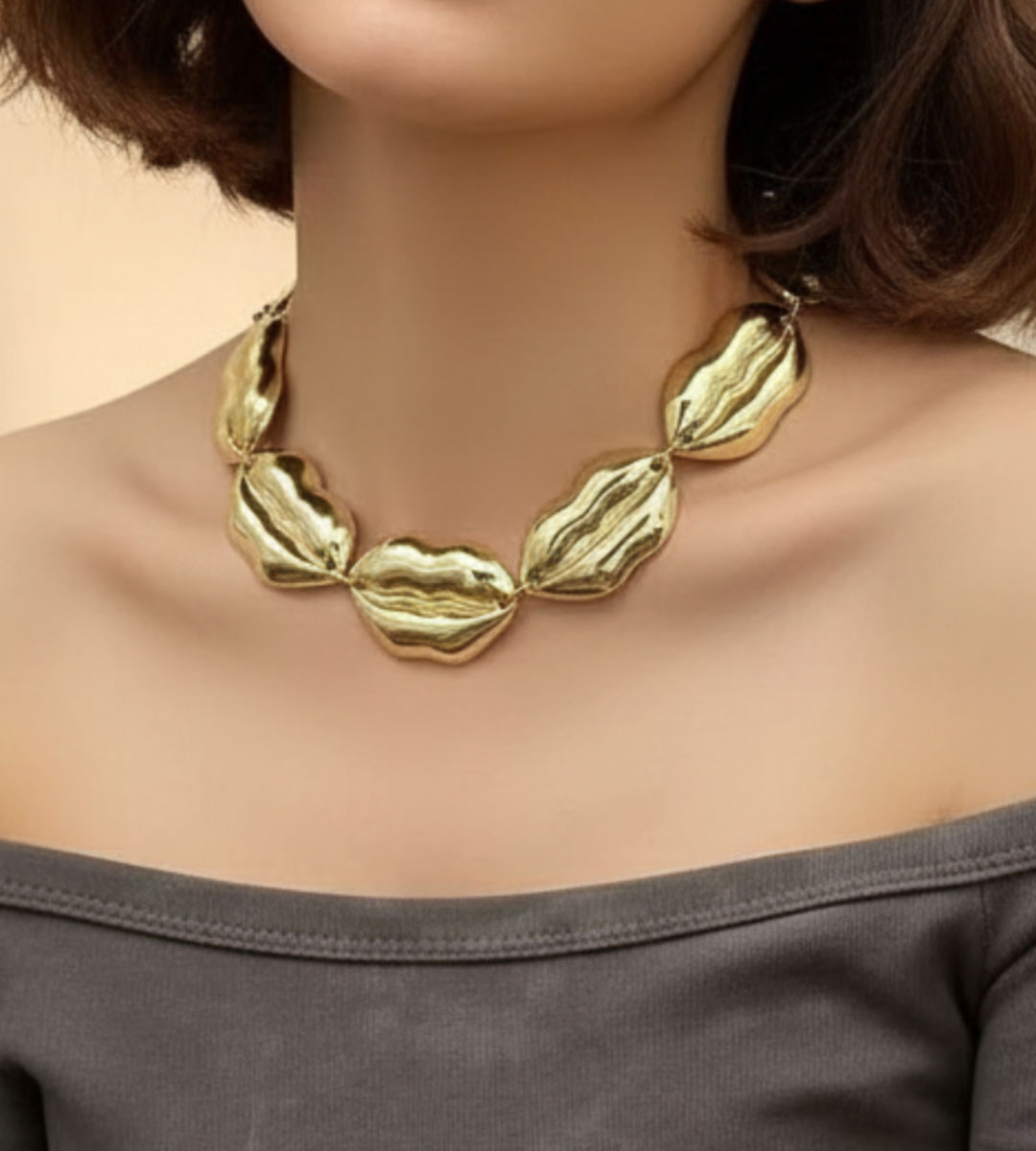 Alternative view of Lipcraft – Chunky Abstract Choker Necklace