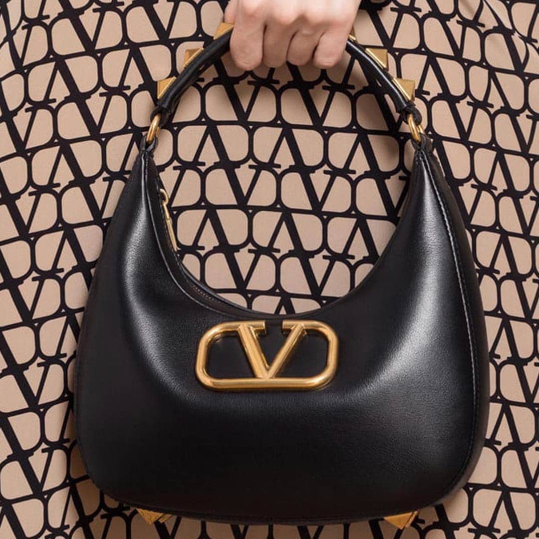 GARAVANI STUD SIGN HOBO BAG - Image 4